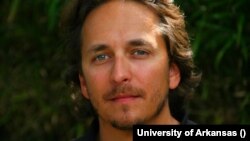 Загиблий на Київщині американський журналіст Брент Рено