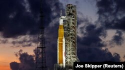 Racheta Space Launch System la Kennedy Space Center, Florida