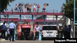 În 2015, deținuți din mai multe penitenciare din țară au protestat împotriva condițiilor de detenție. CEDO a condamnat România de mai multe ori din acest motiv, însă problema persistă și în 2022.