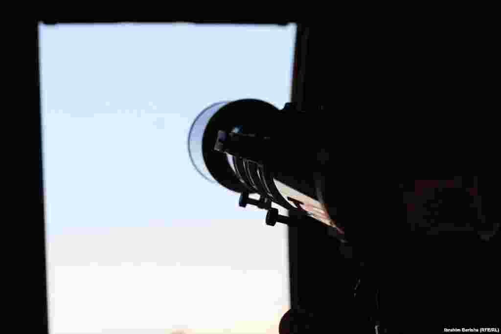 Konstrukcija kupole za posmatranje je iz Sjedinjenih Država, tačnije iz Ilinoisa. &nbsp;