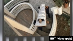 Кадър от филма "Покаяние"