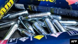 Капсули райски газ