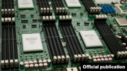 Материнская плата процессора Elbrus-8C 