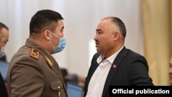 Нурлан Шакиев и глава Пограничной службы Урабек Шаршеев.