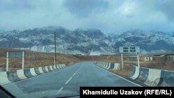 Баткен. Кыргыз-тажик чек арасындагы Көк-Таш айылы 