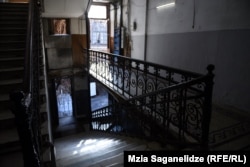 სადარბაზო, ლეონიძის ქ. 8, თბილისი