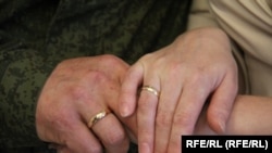 Otkad je Kremlj naložio mobilizaciju pre manje od šest nedelja, praktično svaki region širom Rusije je zabeležio rast broja sklopljenih brakova.