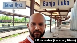 Solomon Semjuel, elektroinžinjer indijskog porijekla koji je tužio pred Osnovnim sudom u Banjaluci Radio-televiziju Republike Srpske (RTRS) za klevetu, Banjaluka, 29. april 2022.