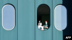 Через коронавірусну інфекцію українців на карантині по світах 862