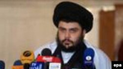 نشریه تحلیلی استرتفور کامنتری در تحلیلی می گوید که بخشی از دلایل خروج وزرای صدر از دولت این است که این امر نمایانگر وجود اختلاف در میان خود شیعیان است.