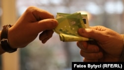 Fotografi ilustruese. 