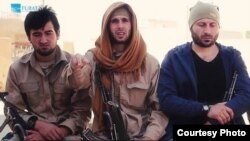 По данным СГБ Грузии, на которые ссылаются авторы доклада, в рядах ИГИЛ или Аль-Каиды воюют от 50 до 100 граждан Грузии из регионов, населенных преимущественно мусульманами Аджарии и Панкисского ущелья