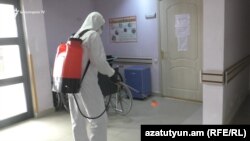 Дезинфекция в больнице в Гюмри 