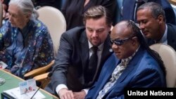 Леонардо Дикаприо и Стиви Вандер на Генассамблее ООН, Нью-Йорк, 16 сентября 2016