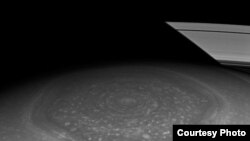 Сатурндун түндүк уюлу.