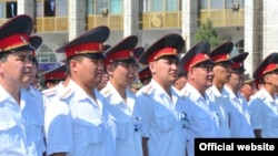 Построение сотрудников ДПС МВД КР в Бишкеке. Иллюстративное фото