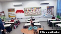 ფოტო არქივიდან: სკოლა ისრაელში