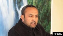 Бахром Хамроев