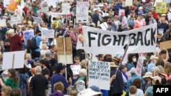 "Колду тарт!" деп аталган акция. Вашингтон, 5-апрель, 2025-жыл.