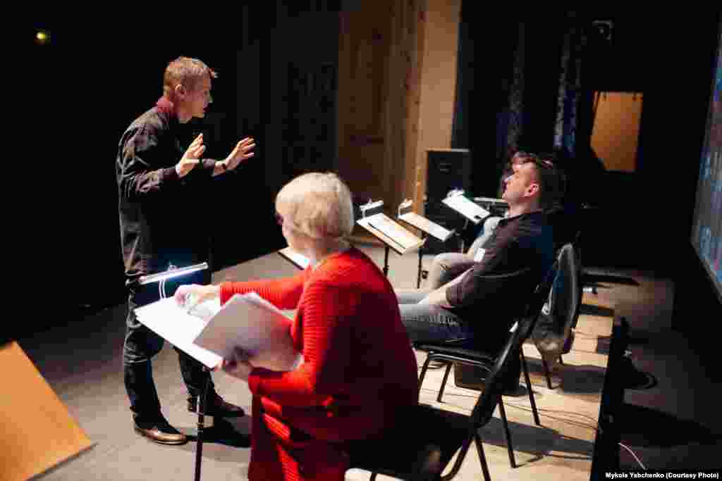 Репетиція документальної п&rsquo;єси &laquo;Сім&raquo;