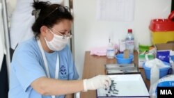 Вакцинација против Ковид-19 во Скопје. 