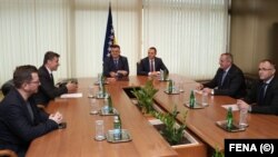 Sastanak Zorana Tegeltije sa premijerima dva entiteta u BiH