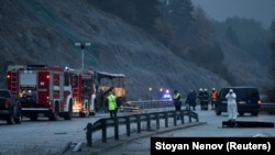 Болгарські ЗМІ з посиланням на Національне бюро розслідувань пишуть, що зараз слідство працює над двома основними версіями: технічна несправність і людський фактор