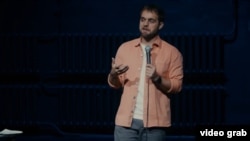 Gyenyisz Csuzsoj orosz stand-up-humorista