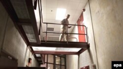 У тюрмі Ґуантанамо