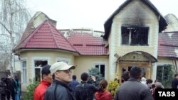 Разграбленный дом Бакиевых, Бишкек, 8 апреля 2010 года.