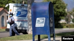 Поштова скринька у Паседені, Каліфорнія, США