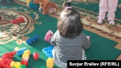 Балдар үйүнөн тартылган сүрөт. 2013-жыл. 