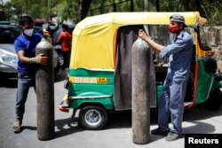 Reumplerea unui singur cilindru de oxigen poate dura până la două ore.