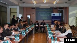 Masă rotundă finanţată de UE şi PNUD