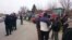 Serbia, Zmajevo, police blockade of farmers 24nov2015