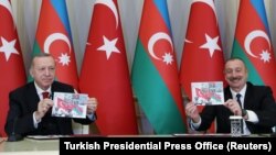 აზერბაიჯანის პრეზიდენტი ილჰამ ალიევი და თურქეთის პრეზიდენტი რეჯეპ ტაიპ ერდოანი