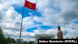 Иллюстрация сүрөт. Бишкек. Ала-Тоо аянты.