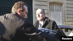 В истории Франции это первый случай, когда президента, хотя и бывшего, судят