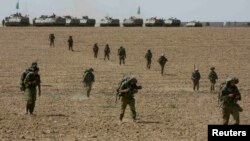 Izraelska vojska na putu ka centralnom području Pojasa Gaze, 12. juli