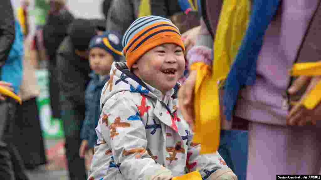 Балдарга ар бир күн майрам, бирок, Нооруз - өзгөчө майрам.