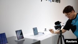 Це означає, що зазначені товари не потраплять під 145% мита на китайську продукцію та базові 10% мита на імпорт з інших країн