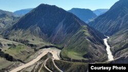 Место строительства Камбаратинской ГЭС-1. 