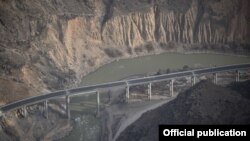 Түндүк-Түштүк альтернативдүү жолу.