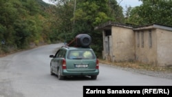 Югоосетинские власти, по всей видимости, пошли на минимальные уступки, причем именно в отношении грузинских граждан