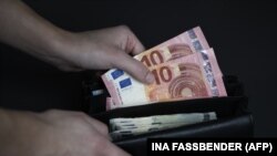 Novo povećanje kreditnog rejtinga izravna je posljedica odluke o prijemu Hrvatske u eurozonu
