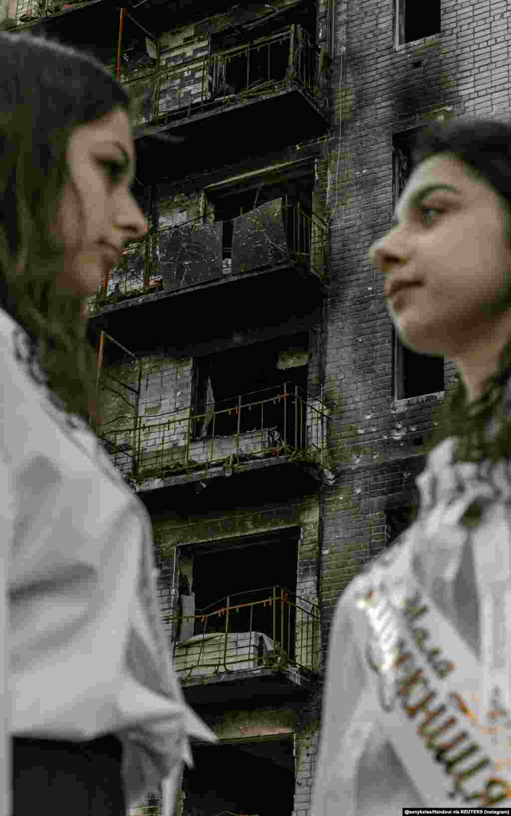 &bdquo;Овие фотографии им помагаат да заздрават. Сеник беше особено трогнат од една мајка. &bdquo;Не можам да ја опишам емоцијата што ја почувствував откако ми се заблагодари&ldquo;. &nbsp;