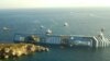 Лайнер Costa Concordia. после катастрофы у берегов Италии. 14 января 2012 г