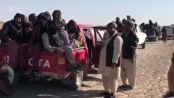 Iránba és Pakisztánba menekülnek a szegénység, az éhség és a tálibok elől az afgánok