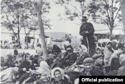 Evrei deportați, imagine de la Iampol