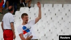 Российский болельщик на Евро-2016